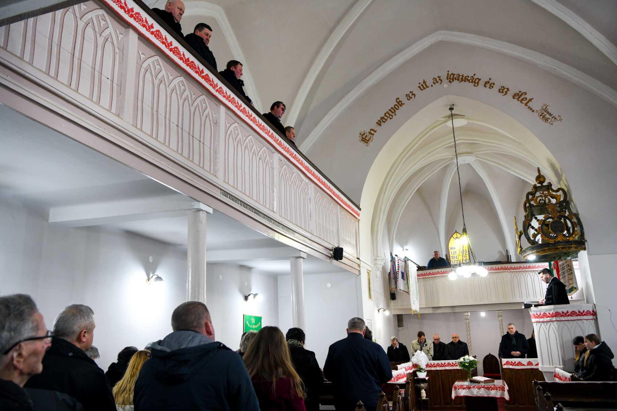 A négy éve kitört háború lezárásáért imádkoztak | Fotó: Czinzel László