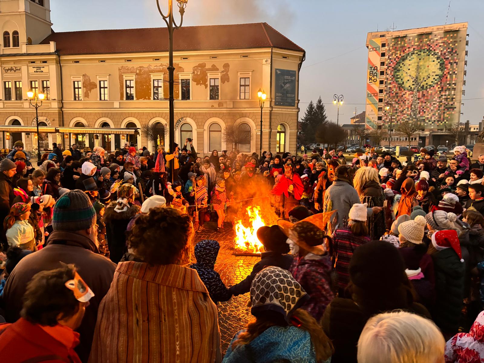 A tűzben elbúcsúztatják Illést is | Fotó: Kovács Zsolt
