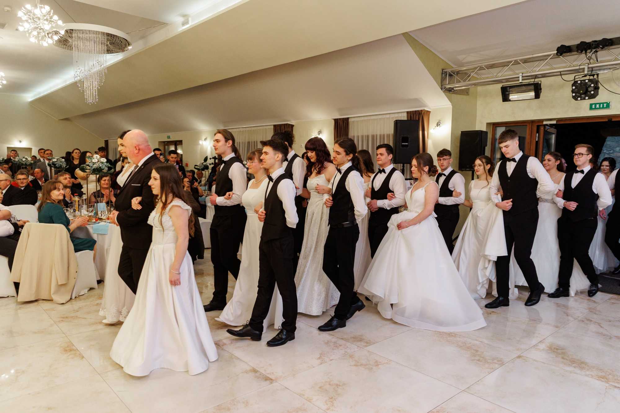 A diákok hamarosan bemutatták a táncukat | Fotó: Bethlen Gábor Kollégium/Facebook