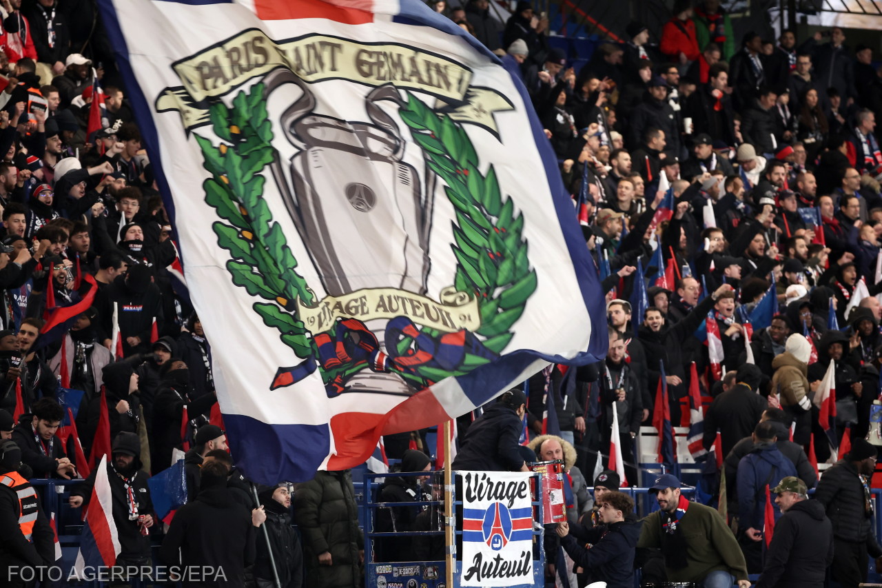PSG szurkolók a lelátón | Fotó: Agerpres/EPA