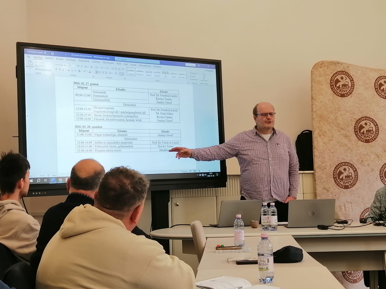 Surányi József tartott előadást Csíkszeredában a sóról | Fotó: Létai Tibor