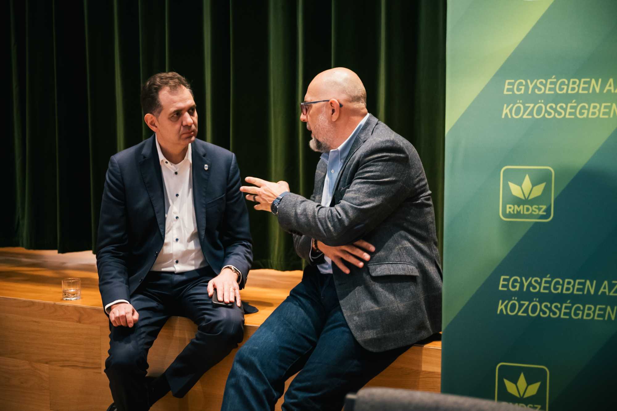 Antal Árpád sepsiszentgyörgyi polgármester és Kelemen Hunor. Közös kiútkeresés Fotó: Kelemen Hunor Facebook oldala