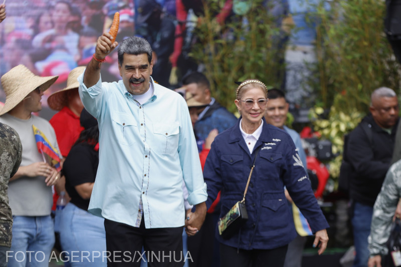 Nicolas Maduro venezuelai elnök és felesége 2025. december 10-én egy rendezvényen, Caracasban. | Fotó: Agerpres