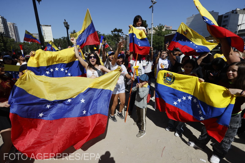 A Chilében élő venezuelaiak ünnepelnek Maduro elfogása után. | Fotó: Agerpres