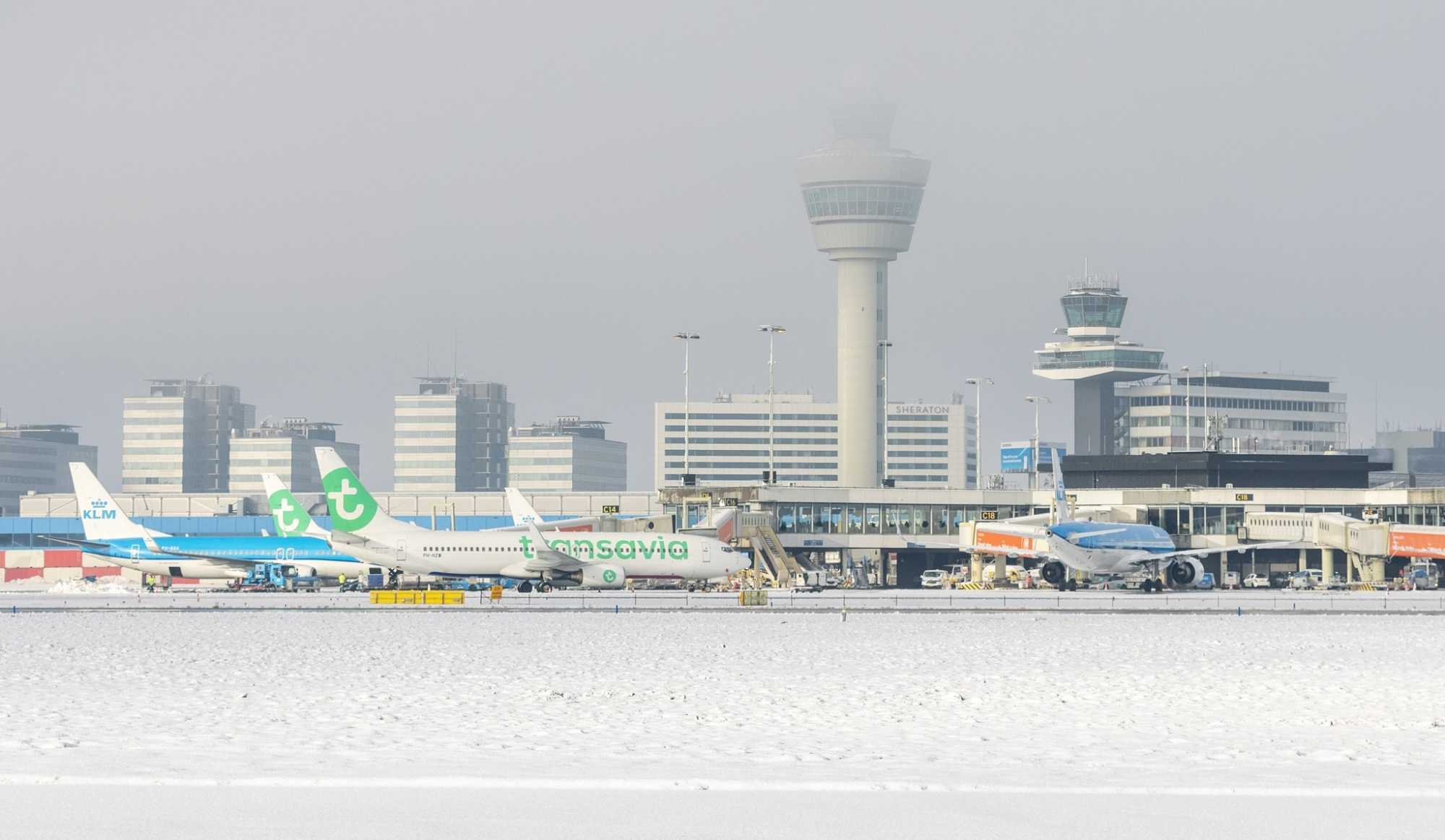 A repülőtér honlapján késésekre és járattörlésekre figyelmeztetett | Fotó: Schiphol nemzetközi repülőtér Facebook oldala