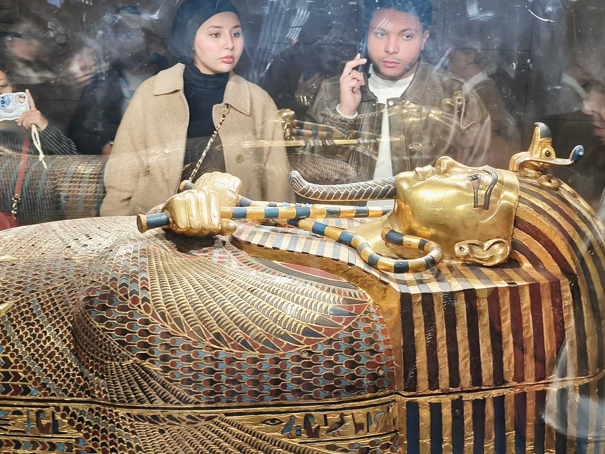 Az egyik szarkofág 110 kiló aranyból készült