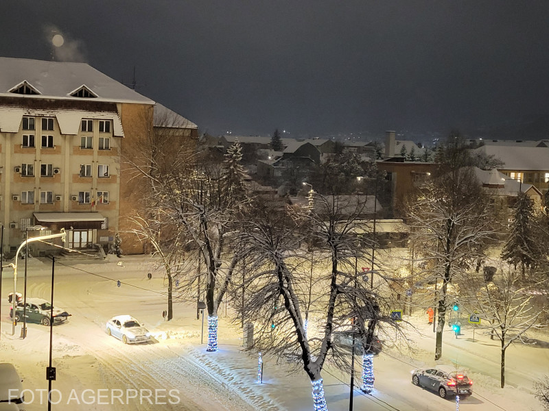 Besztercén is jelentős mennyiségű hó esett. | Fotó: Agerpres