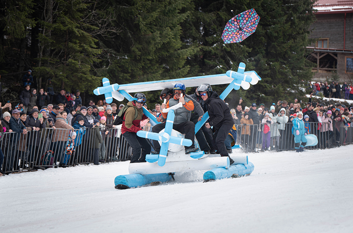 Kerge olimpia Hargitafürdőn. Lesz-e még ok a vidámságra? | Fotó: László F. Csaba