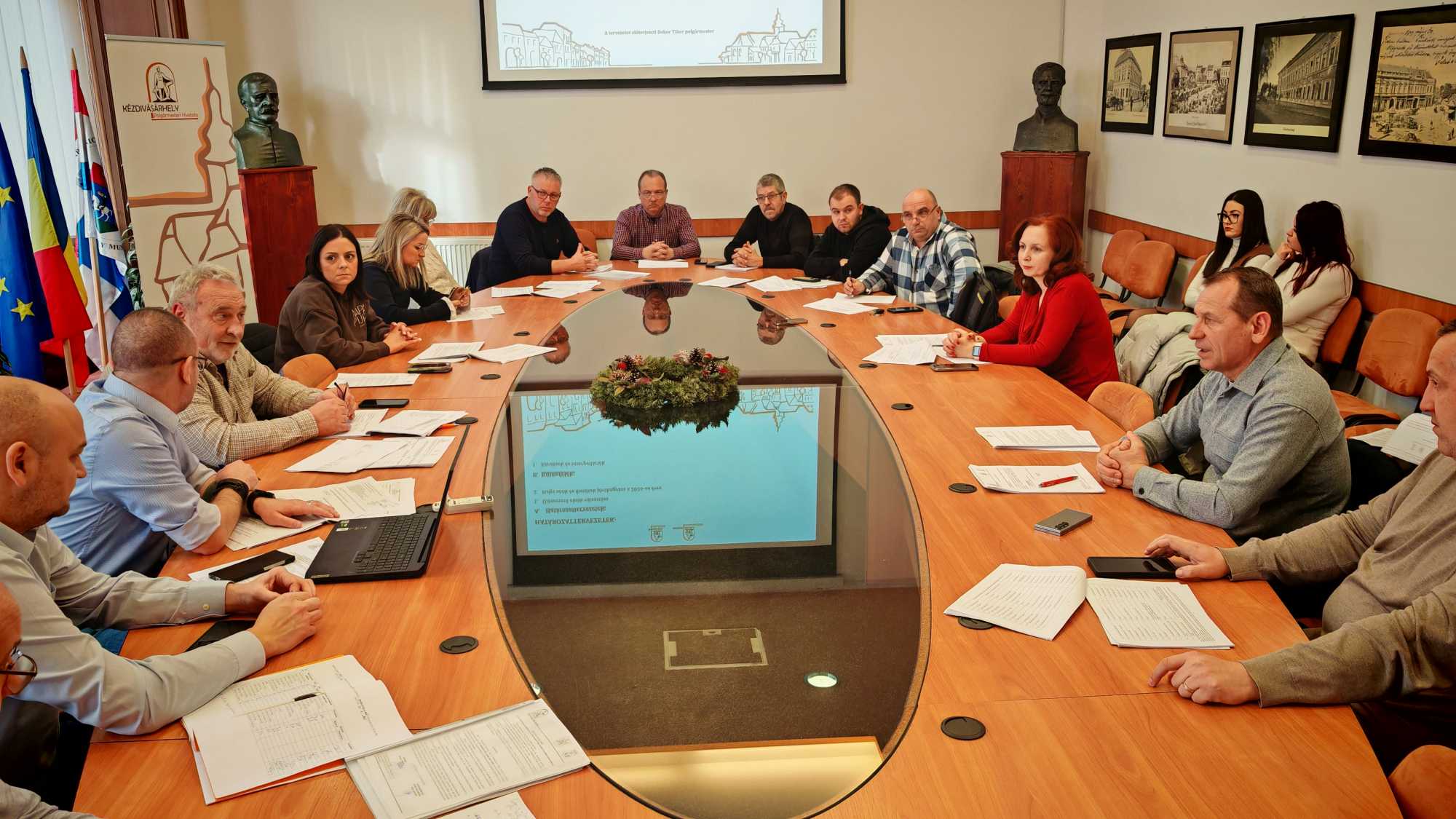 A céhes város tanácsa december 30-án döntött a 2026-os helyi adókról, az EMSZ tanácsosai nem értettek egyet az emeléssel | A szerző felvétele