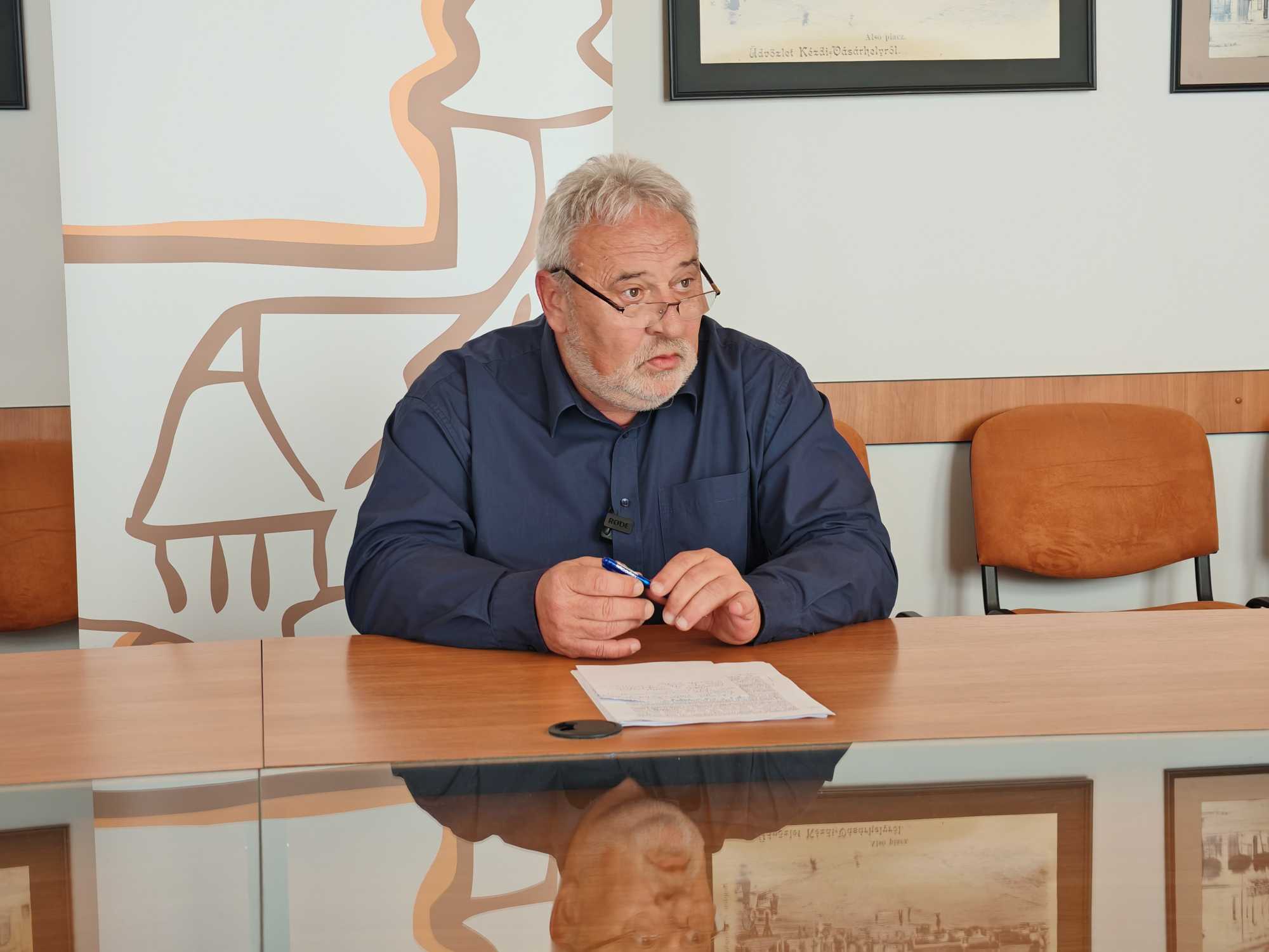 Bokor Tibor polgármester: míg nincs országos költségvetés, addig nehéz tervezni | A szerző felvételei