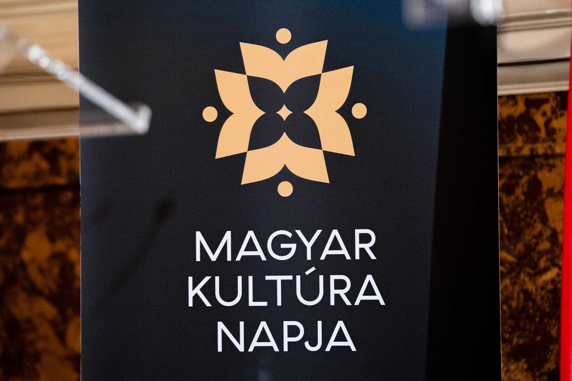 Ünnepre készülnek.