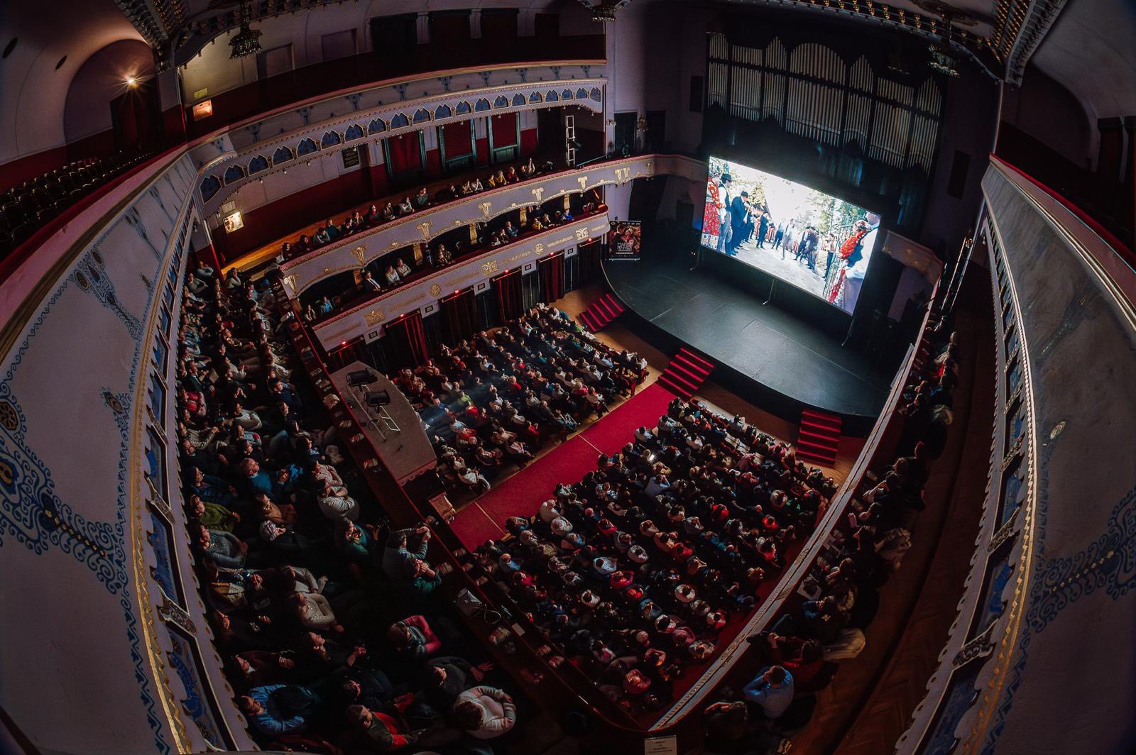 Kétszer is zsúfolásig megtelt a Kultúrpalota nagyterme | Fotó: Csép Éva Andrea Facebook-oldala