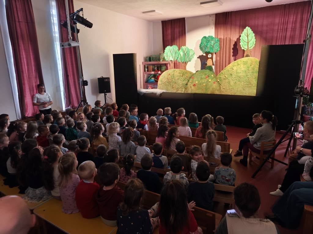 Bábszínházi előadásokból sem volt hiány.