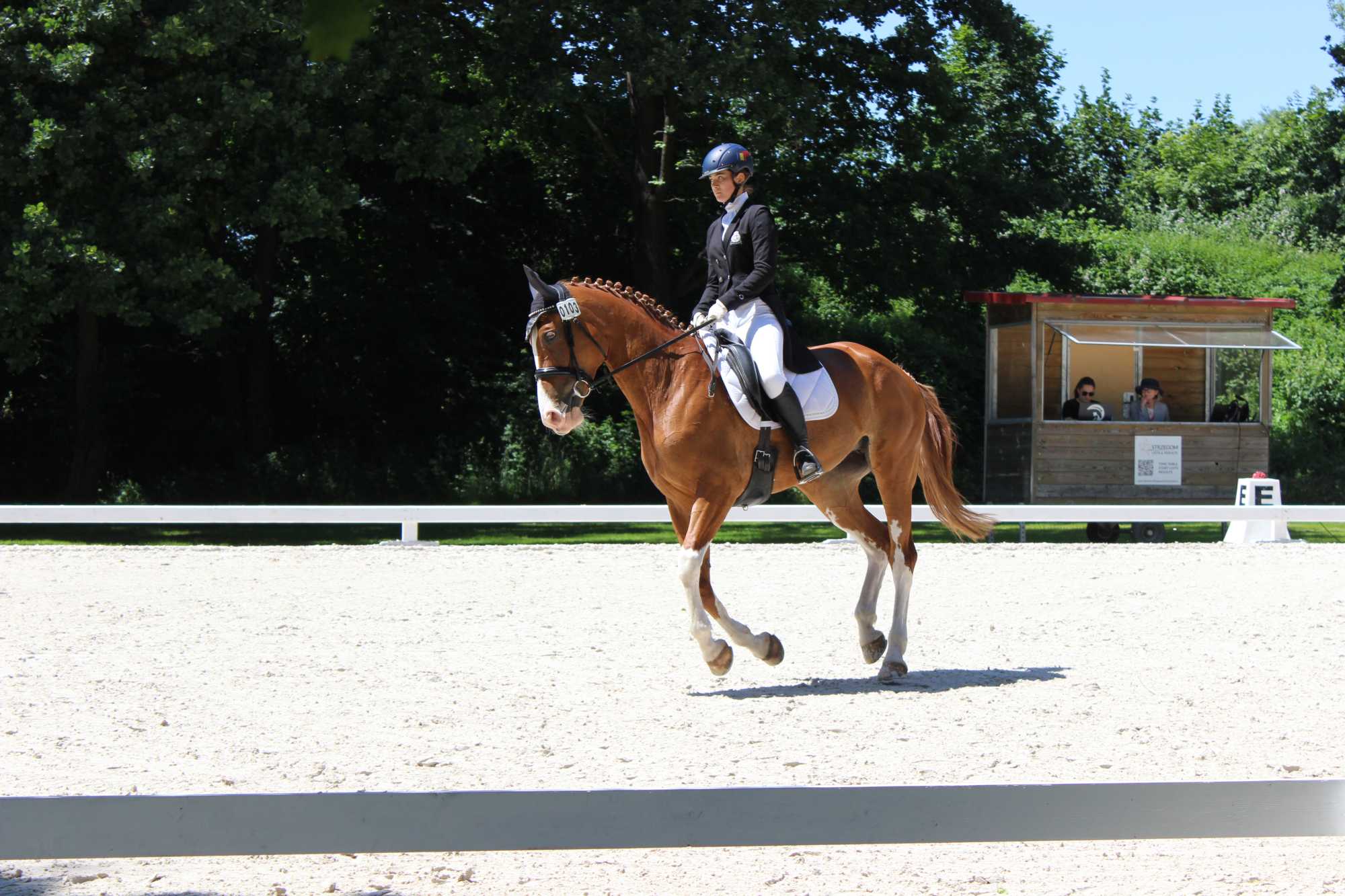 Orion nevű lovával elválaszthatatlanok