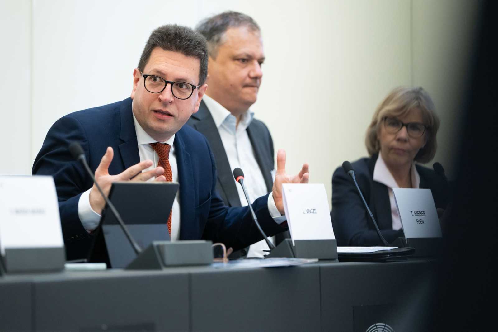 Folytatni kellett volna a nyomásgyakorlást | Fotó: Vincze Loránt Facebook oldala