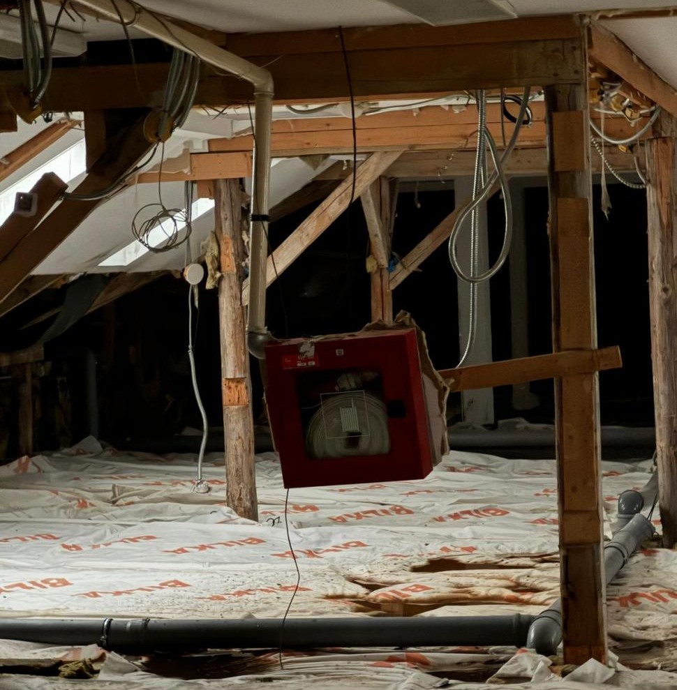 A leszakadt tűzcsap okozta | Fotó: Antena3/képernyőmentés