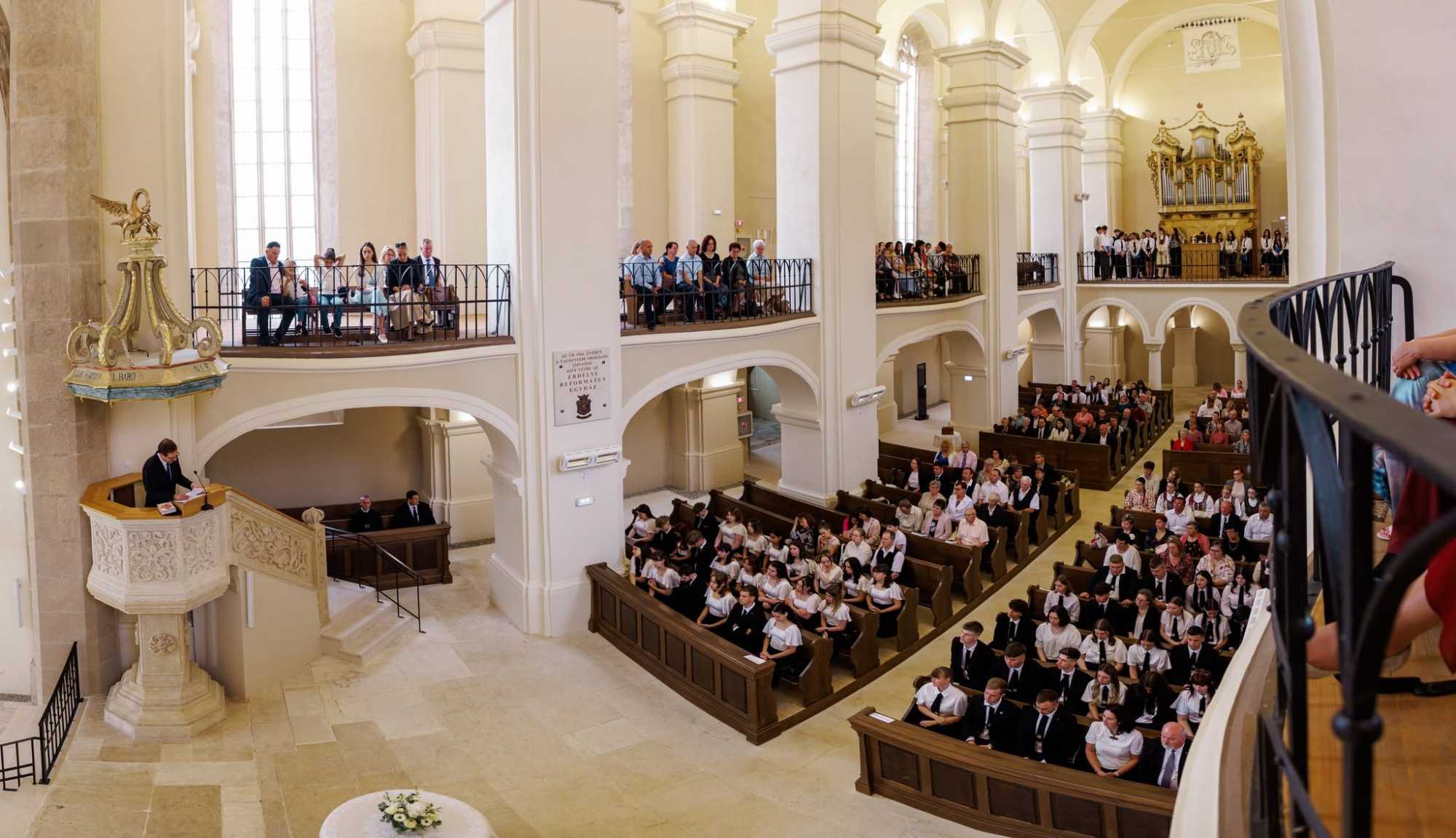 Istentisztelettel kezdődött a ballagási ceremónia | Fotók: A Bethlen Gábor Kollégium Facebook-oldala