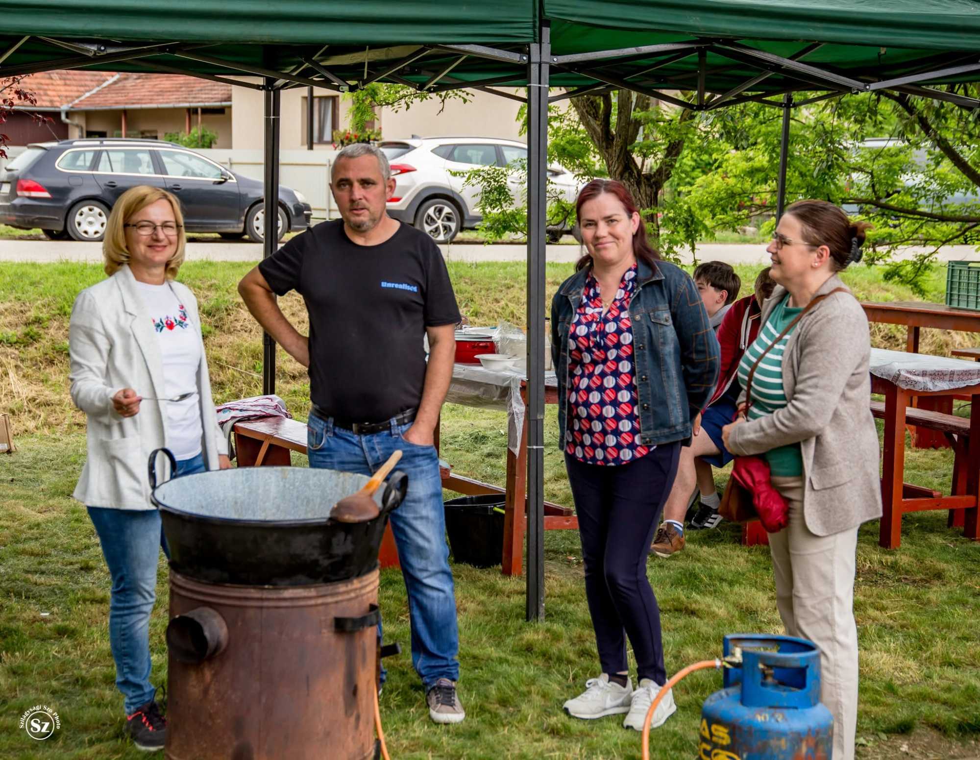 Családi majális és avatóünnepség volt Kárásztelken | Fotók: A szerző felvétele