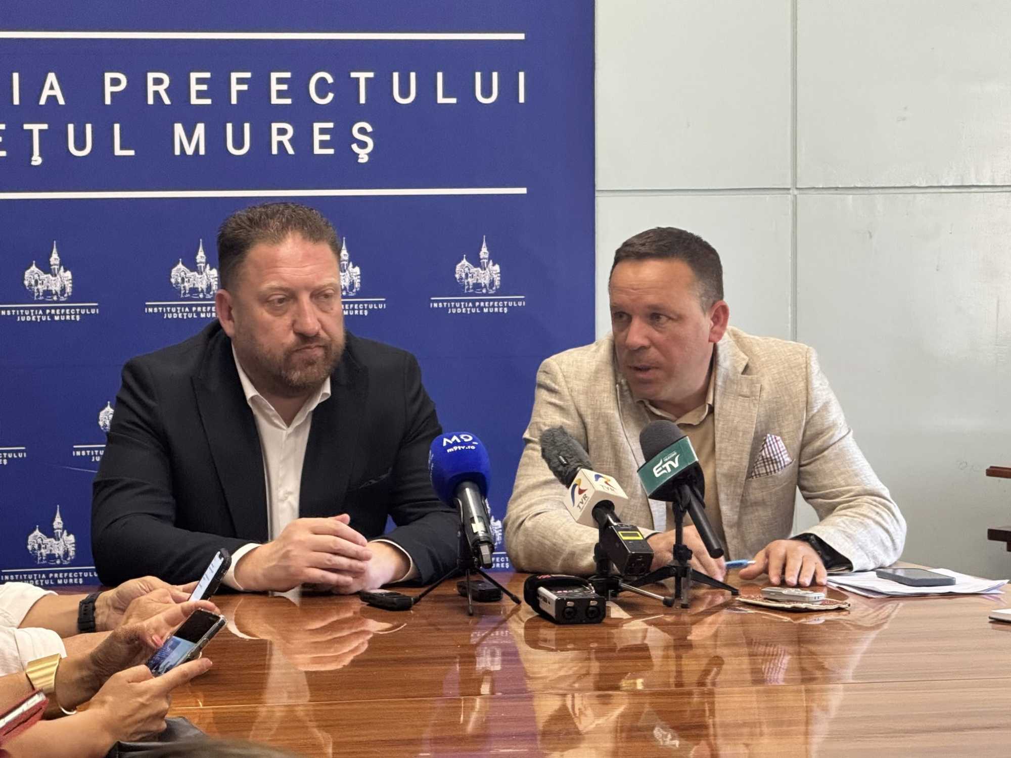 Barabási Antal Szabolcs prefektus és Nagy Péter Tamás | Fotó: Rákóczi Kinga