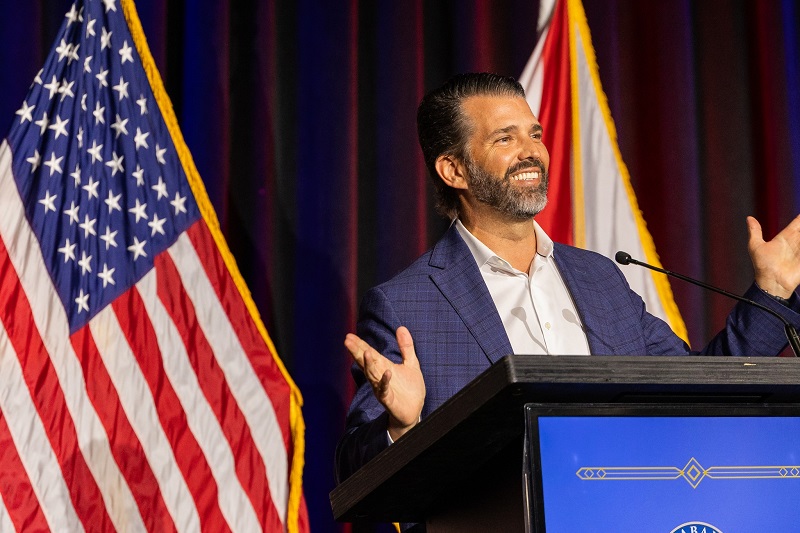Donald Trump Jr üzleti úton | Fotó: Donald Trump Jr Facebook-oldala