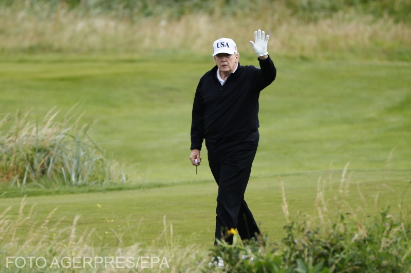 Donald Trump a golfpályán | Fotó: Agerpres