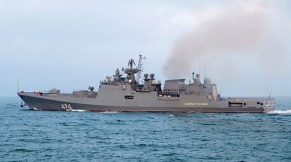 Figyelmeztető lövéseket adott le. | Fotók: defenseromania.ro