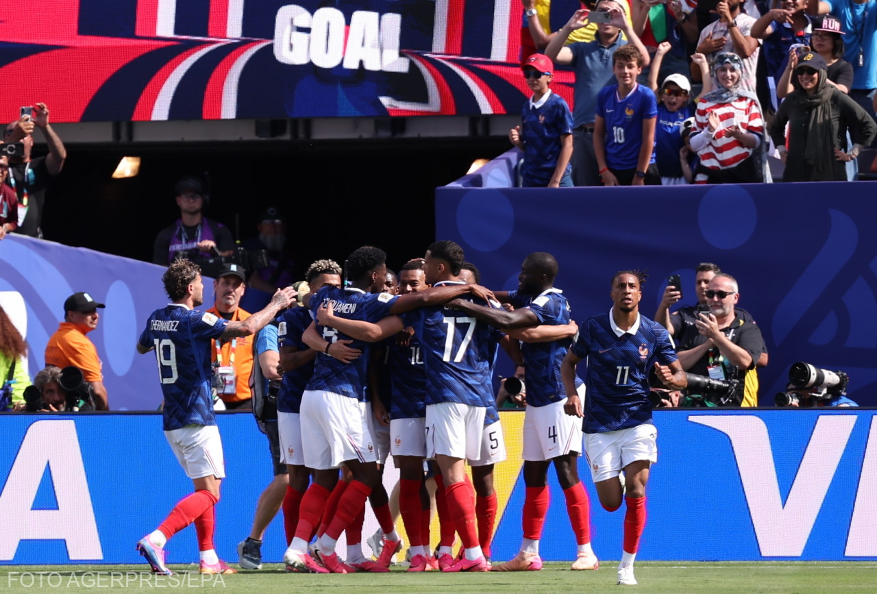 Mbappé gólját ünnepelte a francia csapat Szenegál ellen | Fotó: Agerpres/EPA