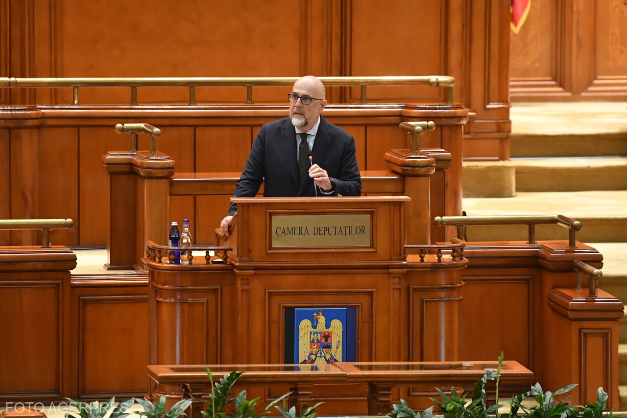 Kelemen Hunor a hétfői szavazáson.