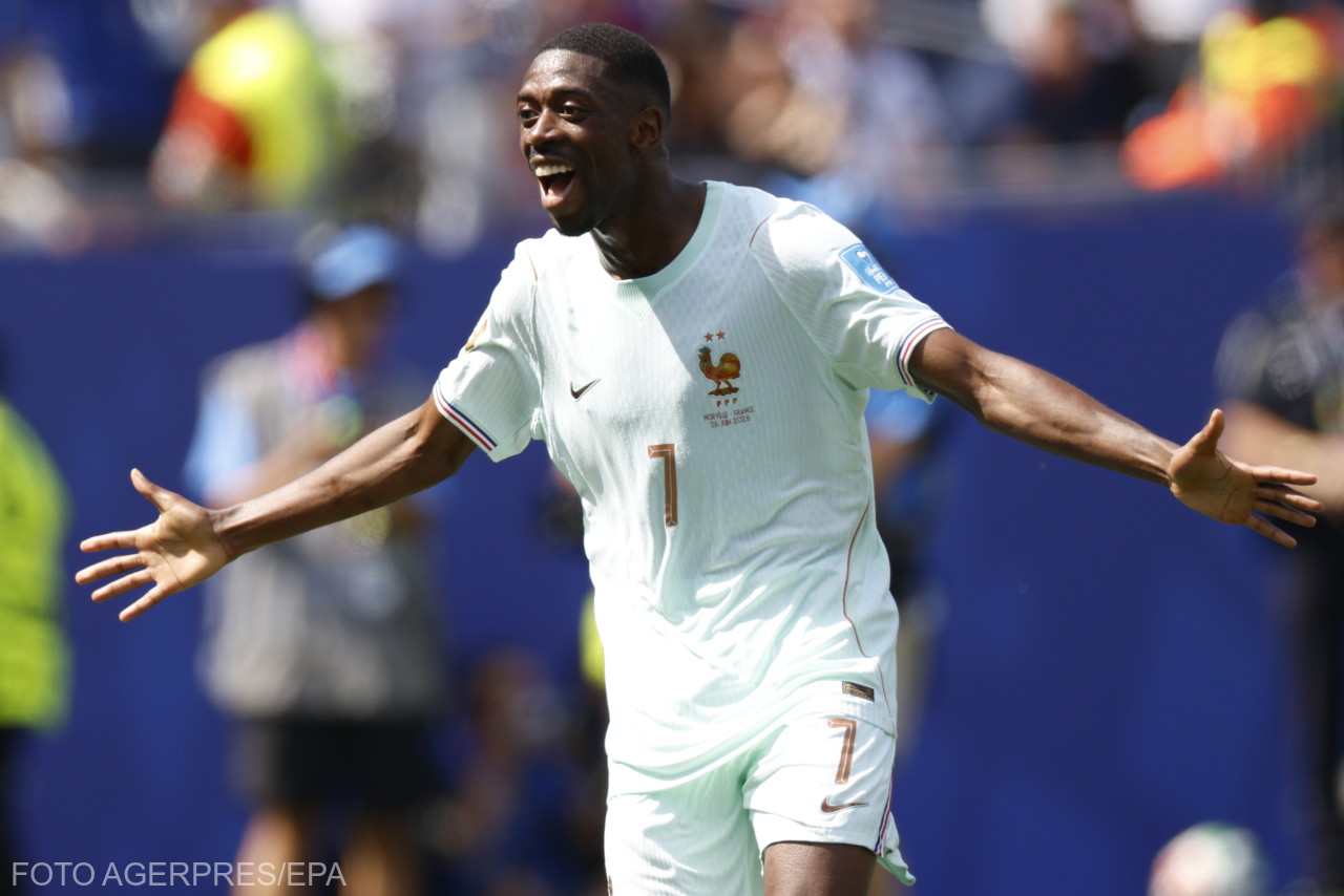 Dembélé a futballvébék történetének második leggyorsabb mesterhármasát ünnepelte | Fotó: Agerpres/EPA