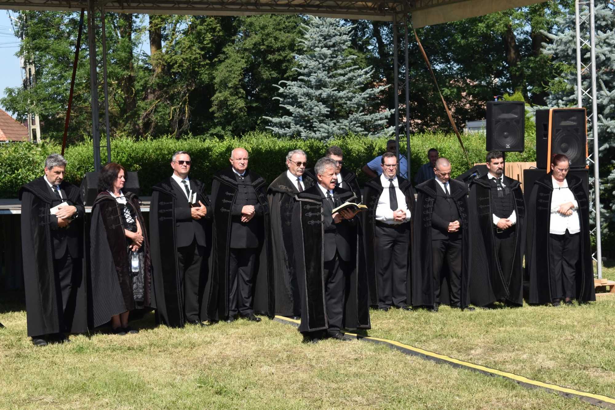 Összesen 15 lelkipásztor szolgált a zárónapon | Fotó: Kézdi-Orbai Református Egyházmegye