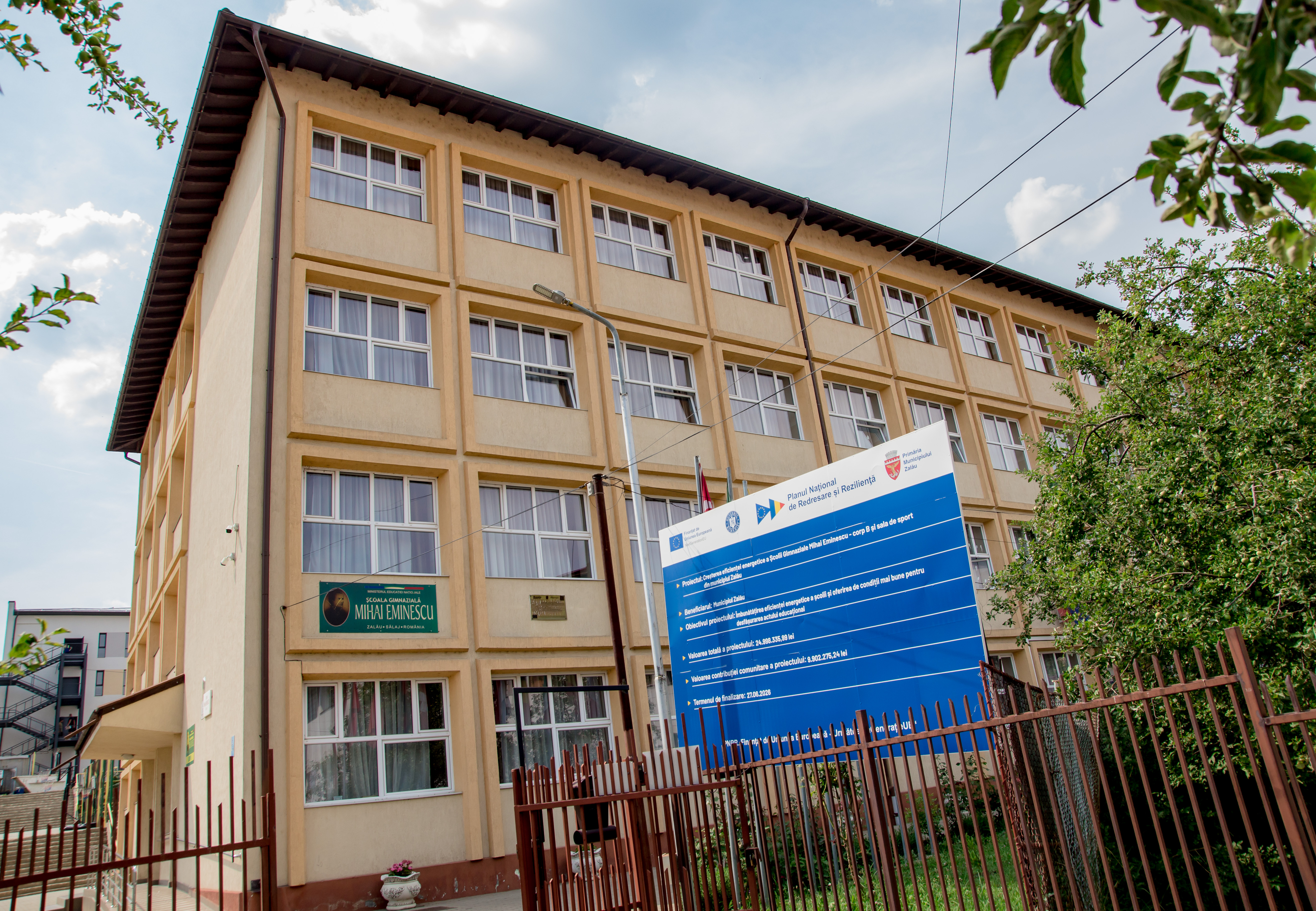 Az iskola főépülete | Fotó: Kulcsár Mária