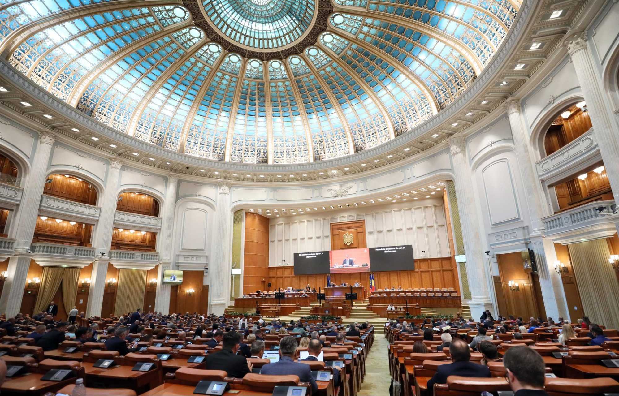 Hogyan lesz parlamenti többség egy új kormány mögött? Fotó: a PSD Facebook oldala