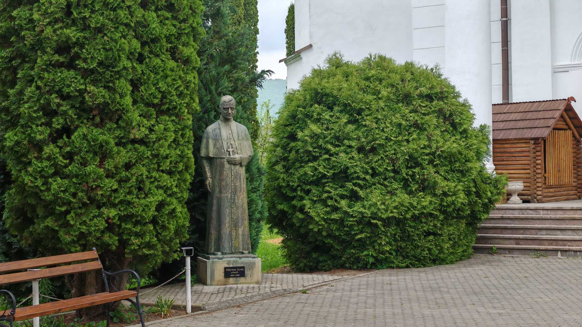 A Márton Áront ábrázoló szobor | A szerző felvétele