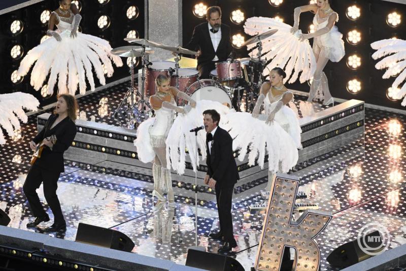 A The Killers amerikai rockegyüttes fellépése a labdarúgó Bajnokok Ligája döntőjében játszott Paris Saint-Germain - Arsenal mérkőzés előtt a Puskás Arénában 2026. május 30-án. MTI/Koszticsák Szilárd