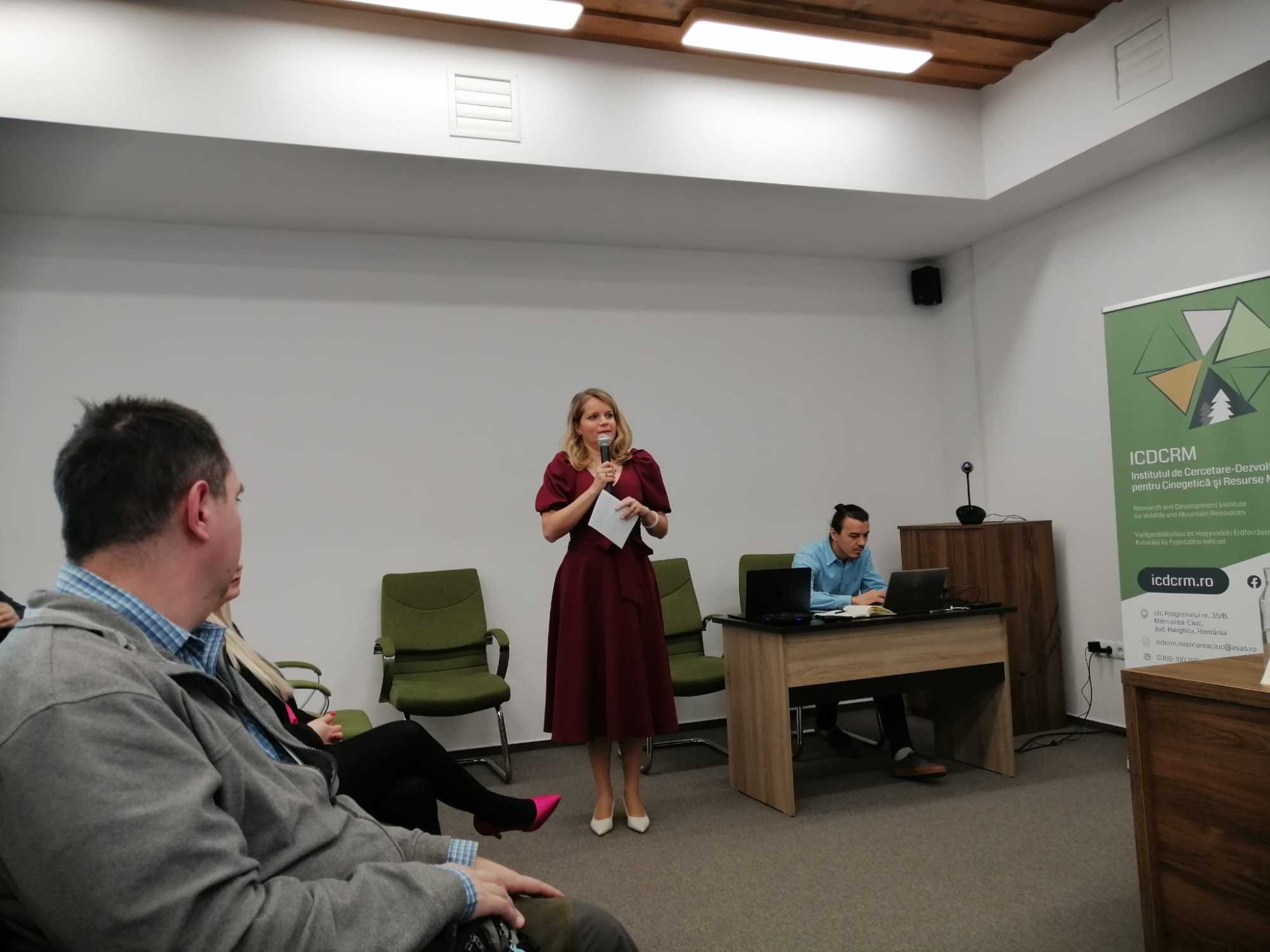 Dr. Keresztesi Ágnes ismertette a kutatóközpont működését | Fotó: Létai Tibor