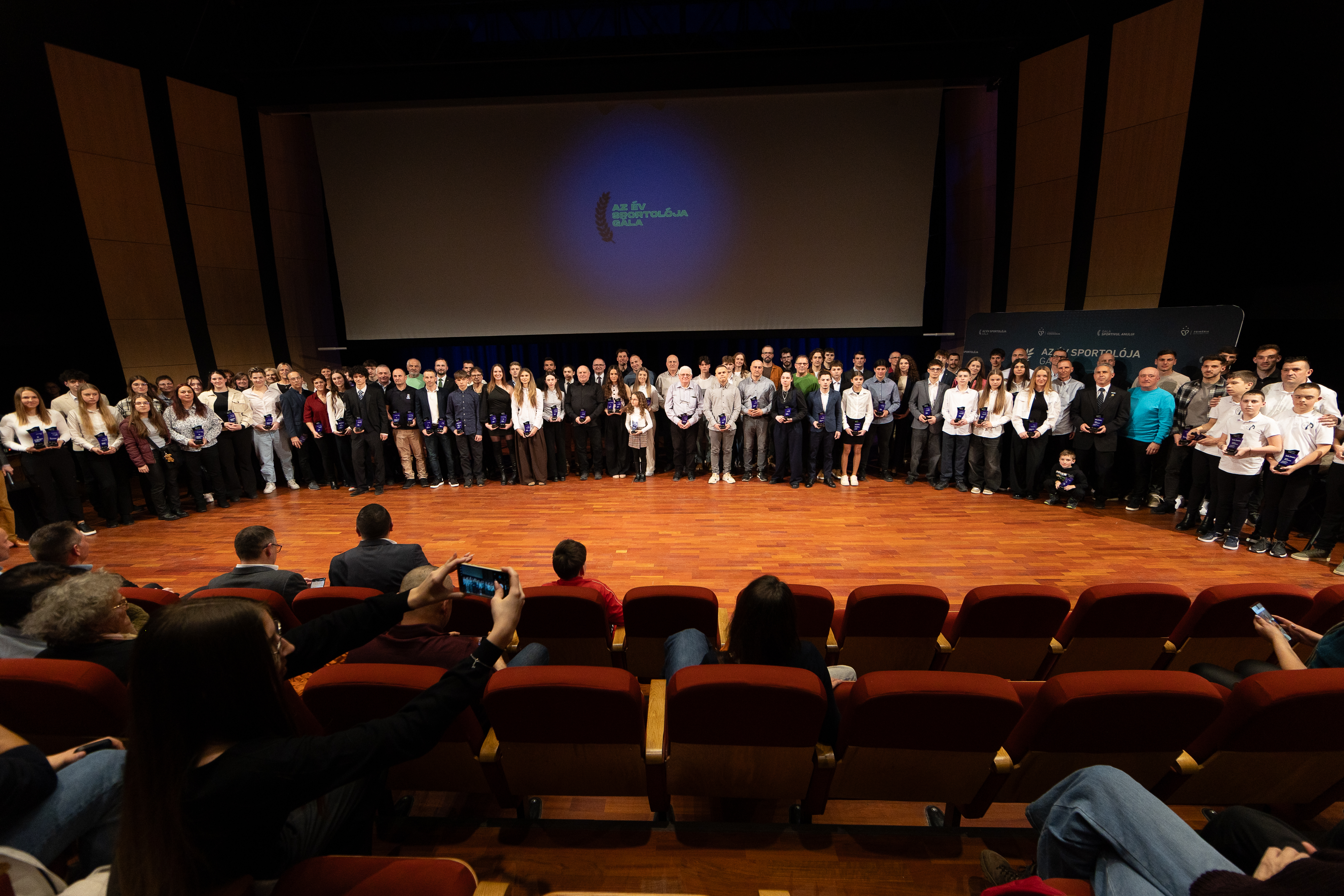 28 sportág legjobbjait díjazták. | Fotók: Halmágyi Zsolt / SportfotoPress