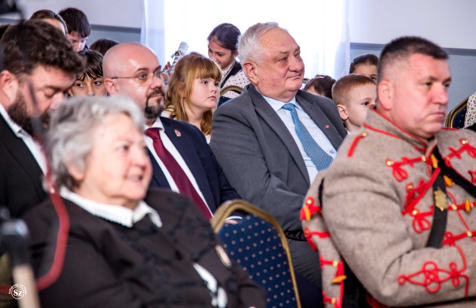 Seres Dénes is felszólalt.