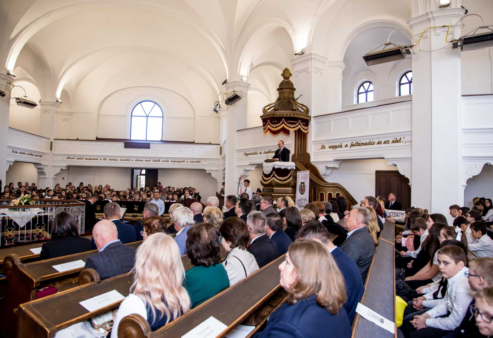 Istentiszteletet is tartottak, így lett ünnep az ünnep | Fotó: Kulcsár Mária