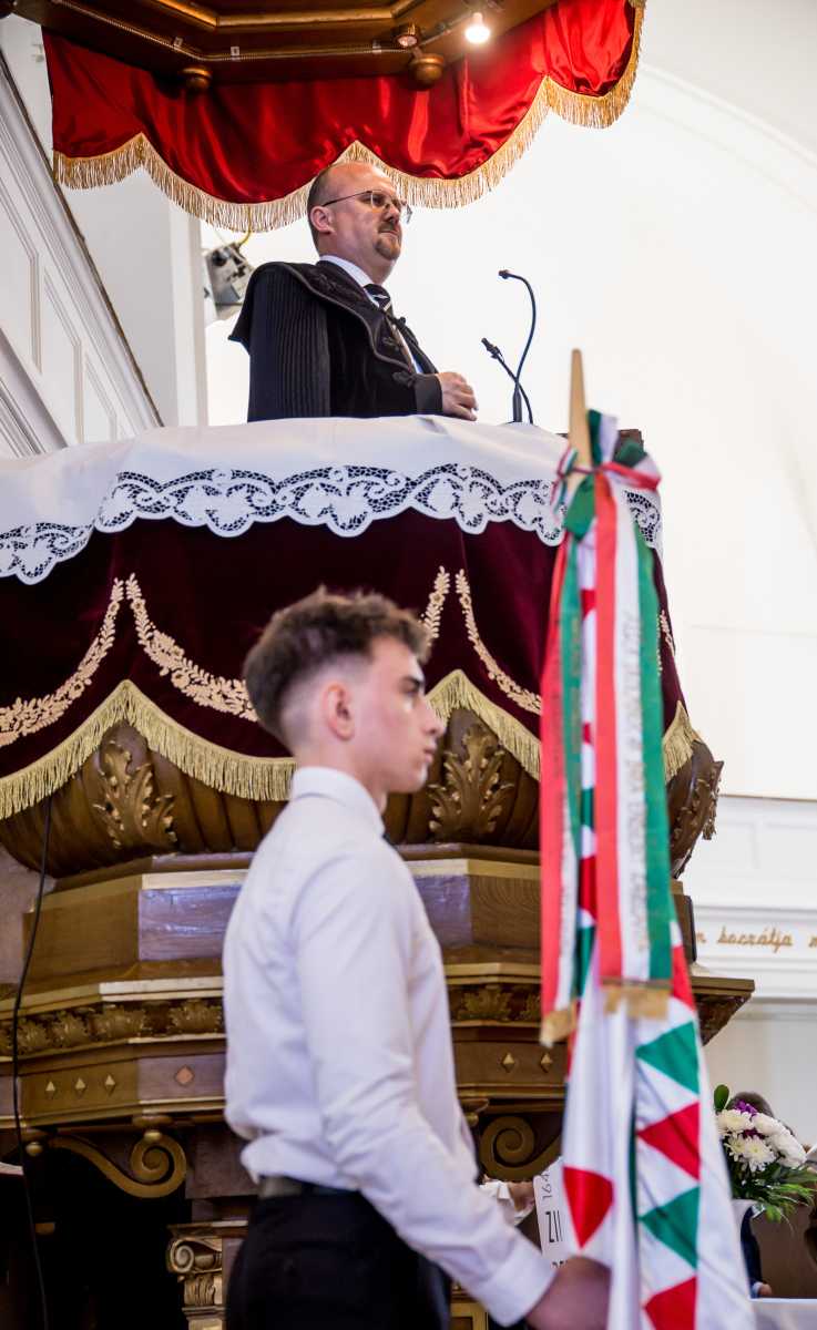 A közelgő nemzeti ünnep adta az apropót az új iskola felkeresésére | Fotó: Kulcsár Mária