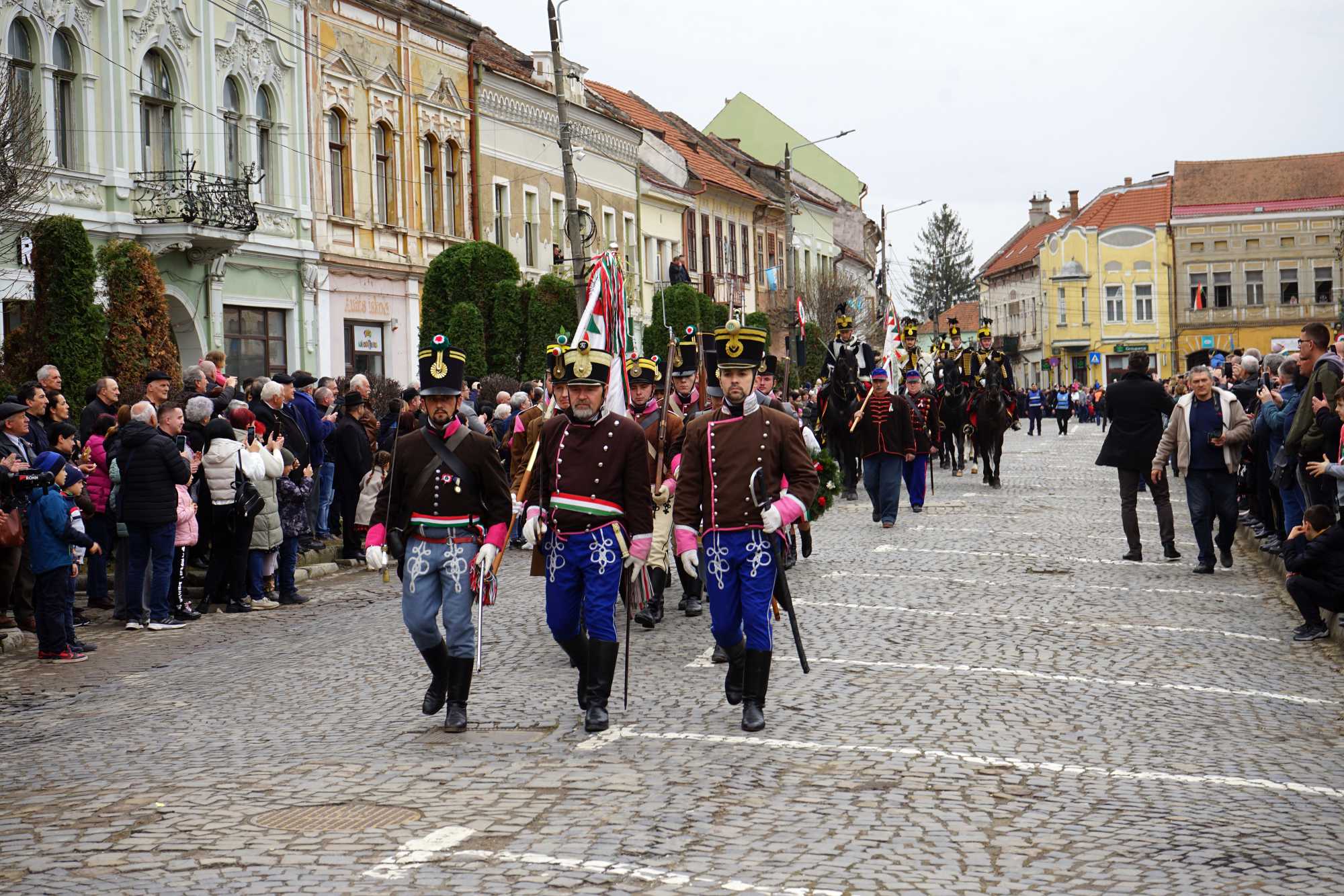 Látványos felvonulásokra lehet számítani. 