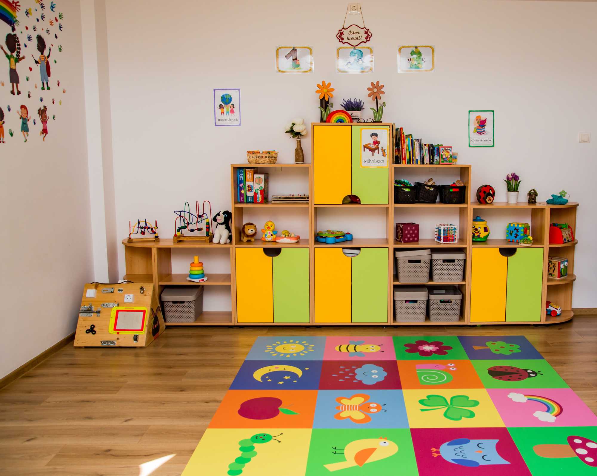 2025-ben sikerült berendezni és megnyitni az intézményt.