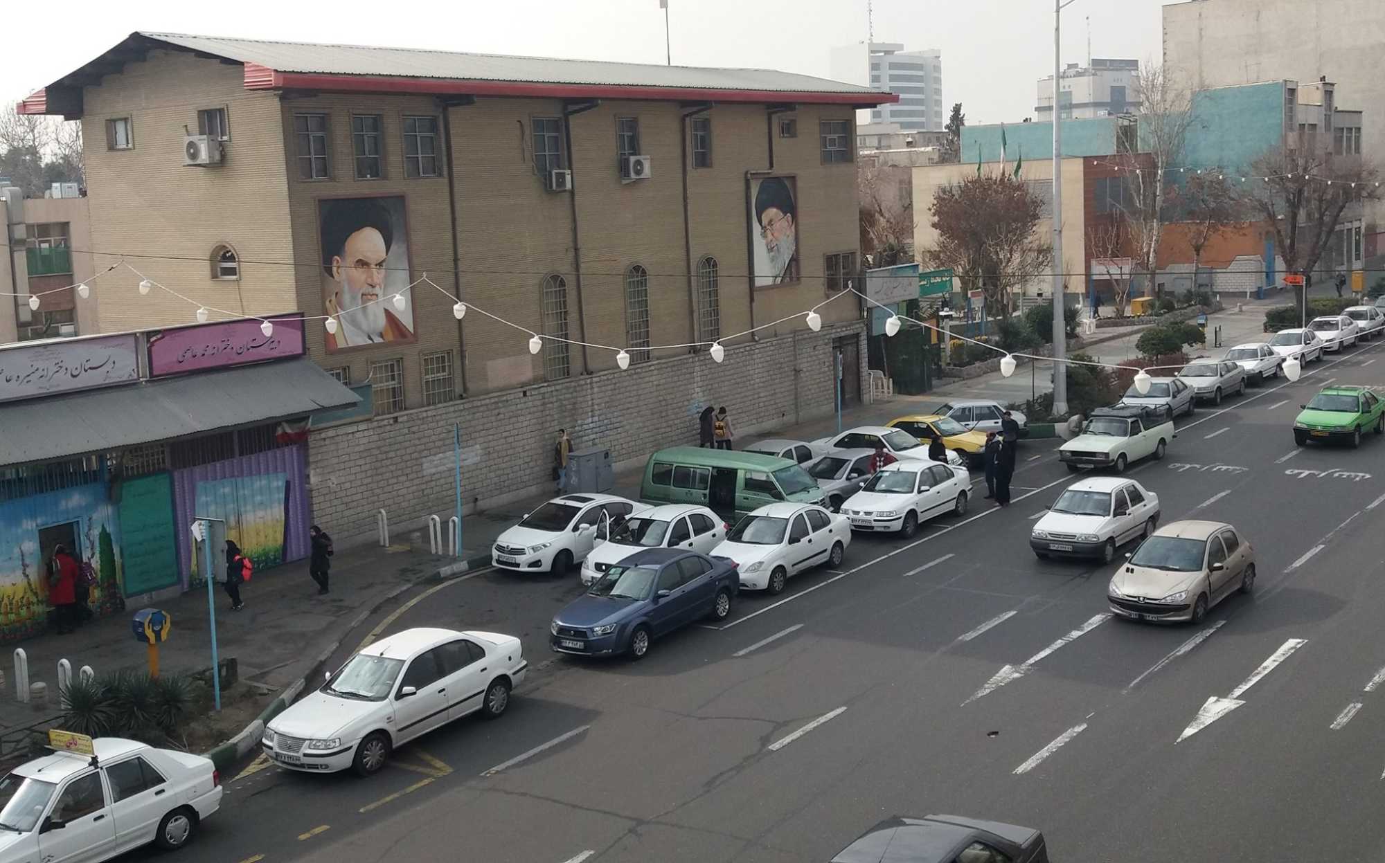Iráni utcakép ajatollahokkal | A szerző felvétele