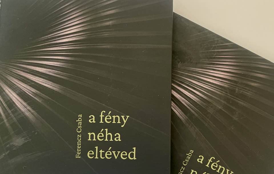 A kötet borítója | A szerző felvétele