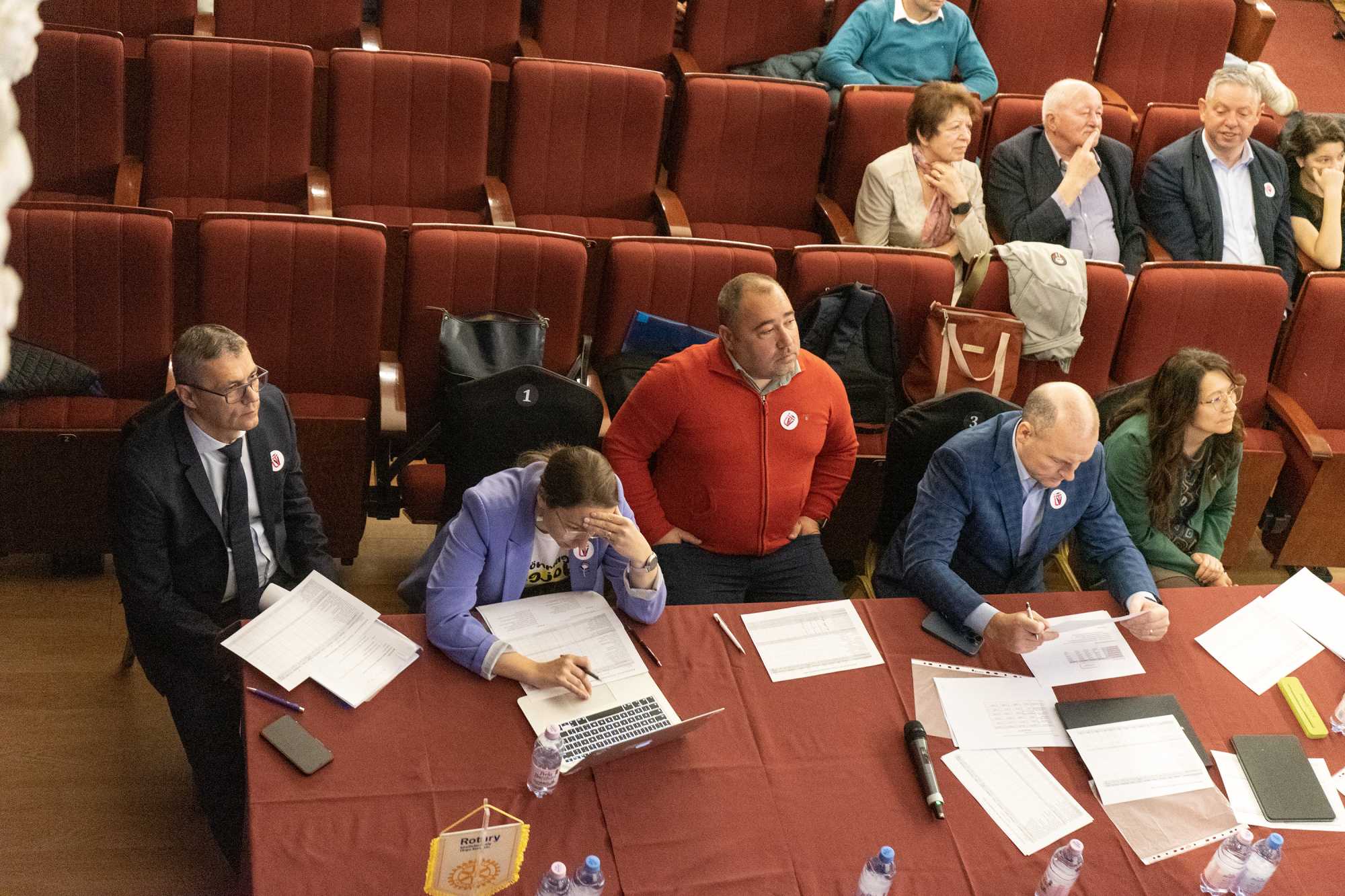 A zsűrinek nem volt könnyű dolga. | A szerző felvételei