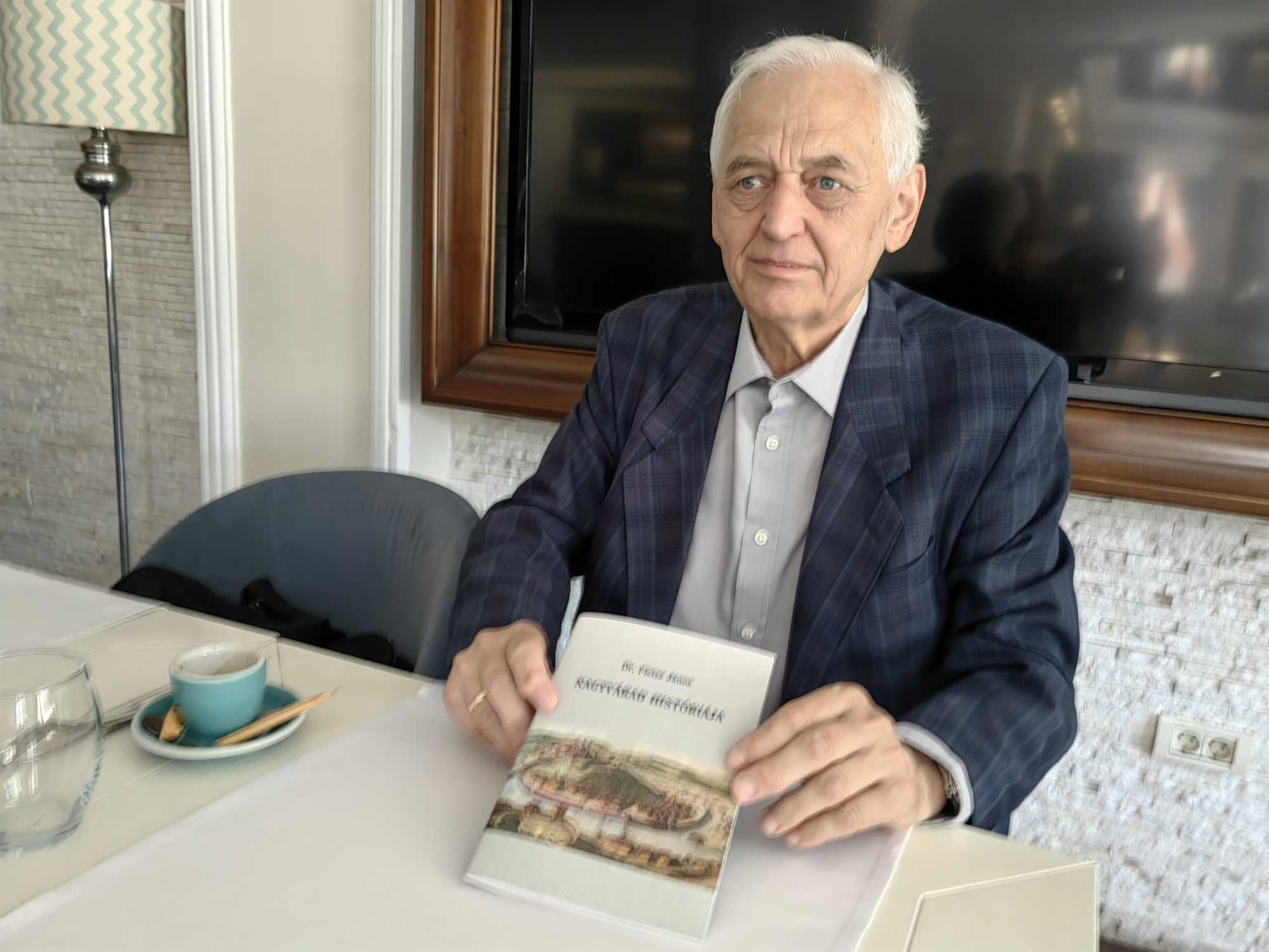 Célje, hogy a hétköznapi emberrel ismertesse meg Nagyvárad történetét.