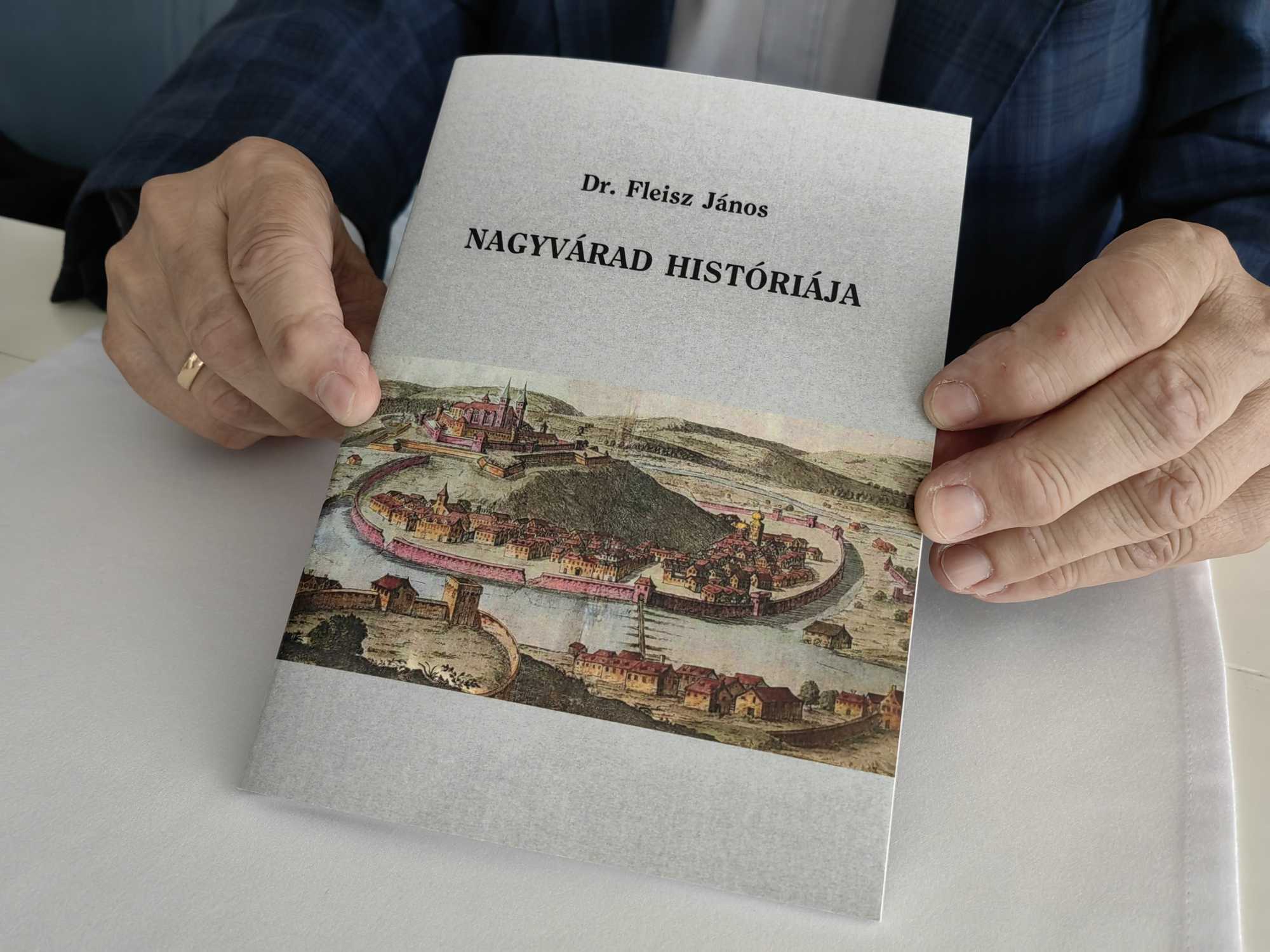 Dr. Fleisz János kötete | A szerző felvételei