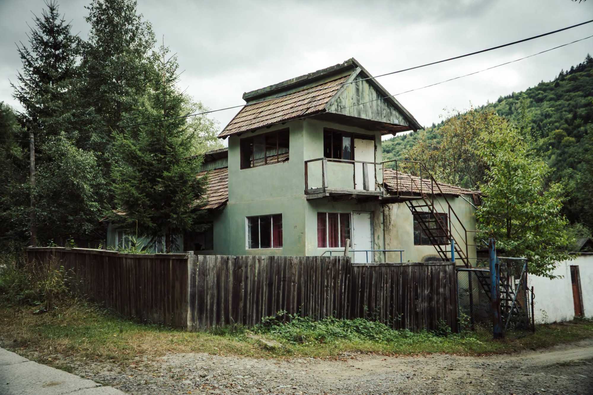 A megvásárolt területen lévő épület | Fotók: Ilyés Botond
