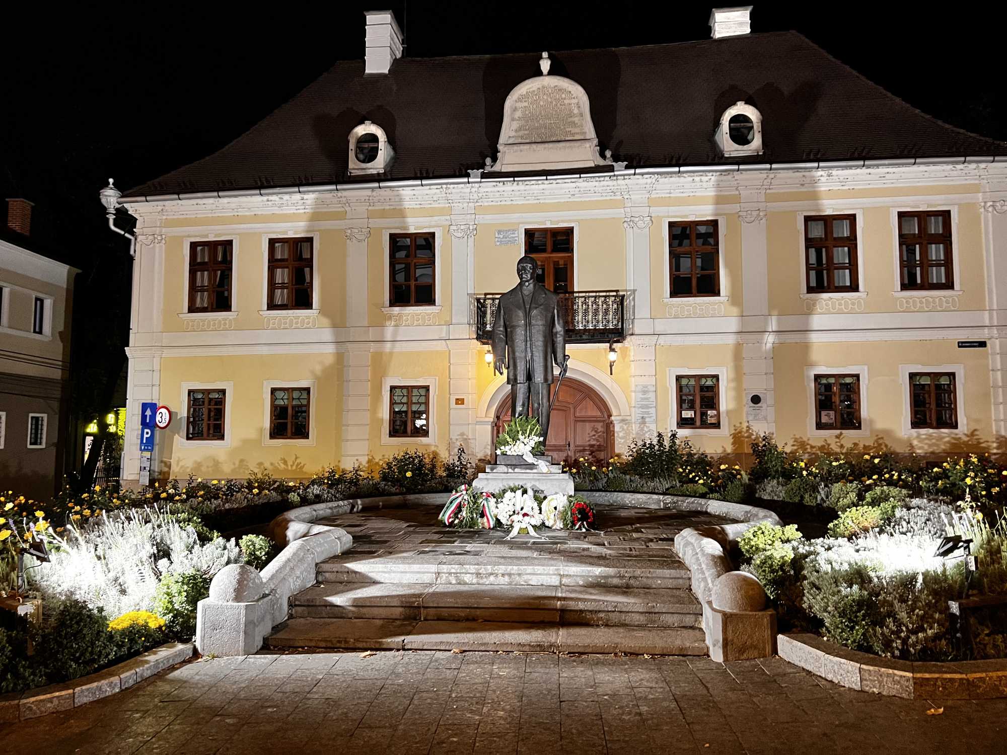 A közadakozásból épített Bernády György szobra Marosvásárhelyen. | Fotó: Rákóczi Kinga