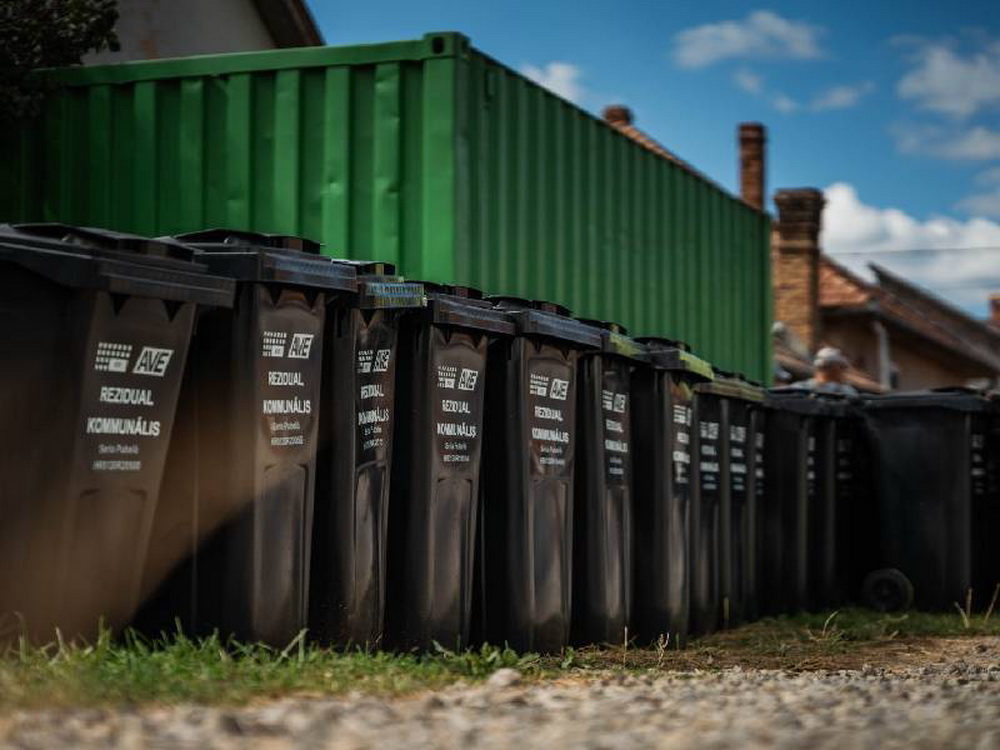 A kukák ürítésének gyakoriságát is kifogásolják | Fotó: Bíró Barna Botond Facebook-oldala