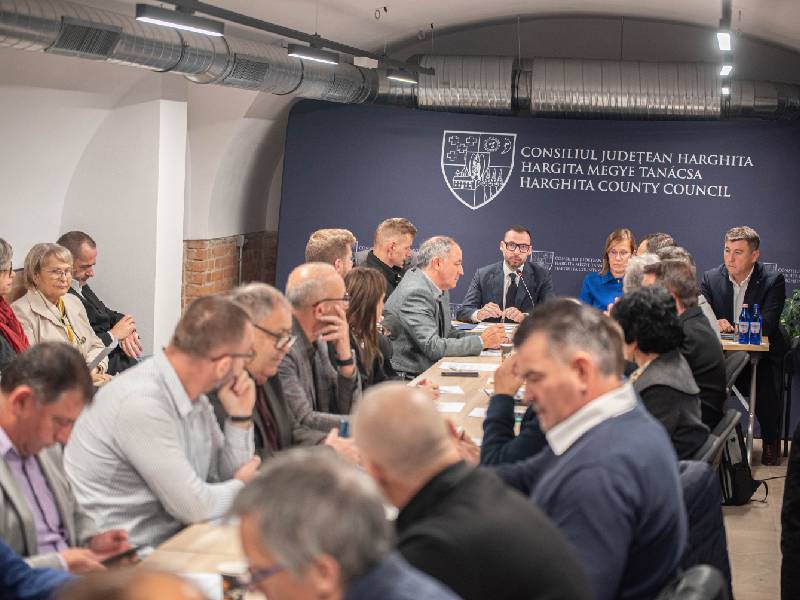 A csütörtöki tanácsülést az épületben tartották | Fotó: László F. Csaba 
